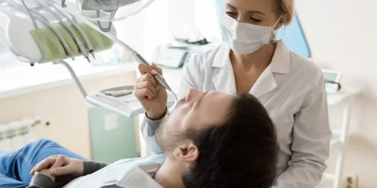 When Should You Decide of Visiting A Dentist?
