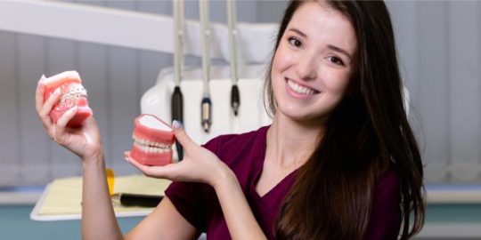 Cosmetic Dentistry vs. General Dentistry: How They Are Different?